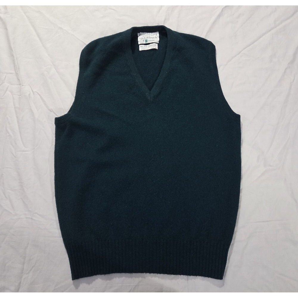 Marshall Field & Company V-Neck Sweater Vest 100% Pure Lambswool M Scotland Made